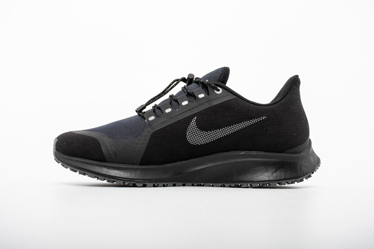 pegasus 35 shield black